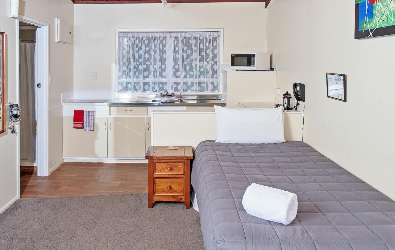 Tourist Court Motel ファカタネ エクステリア 写真