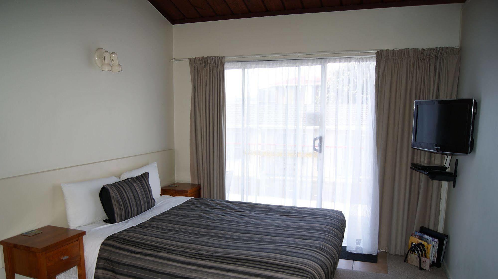 Tourist Court Motel ファカタネ エクステリア 写真