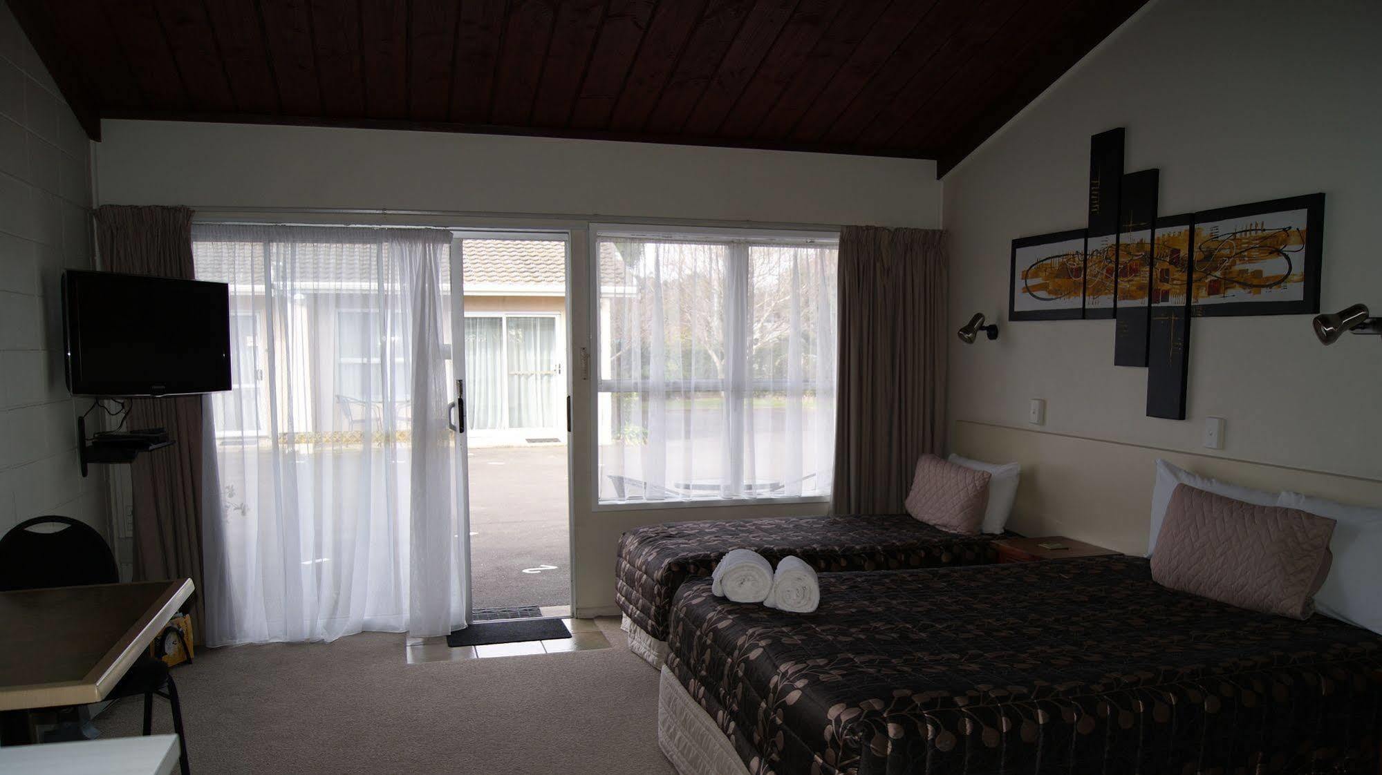Tourist Court Motel ファカタネ エクステリア 写真