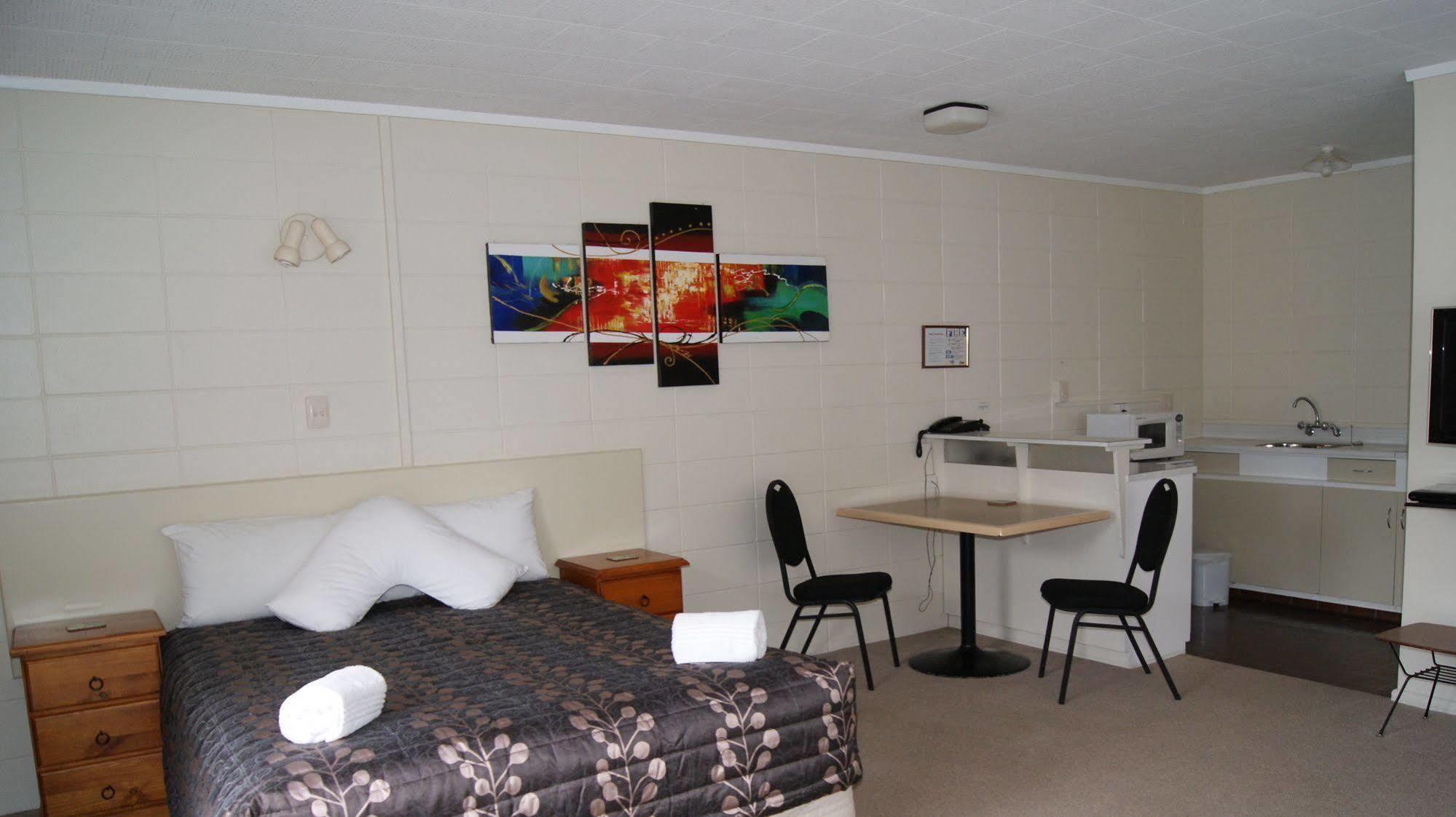 Tourist Court Motel ファカタネ エクステリア 写真